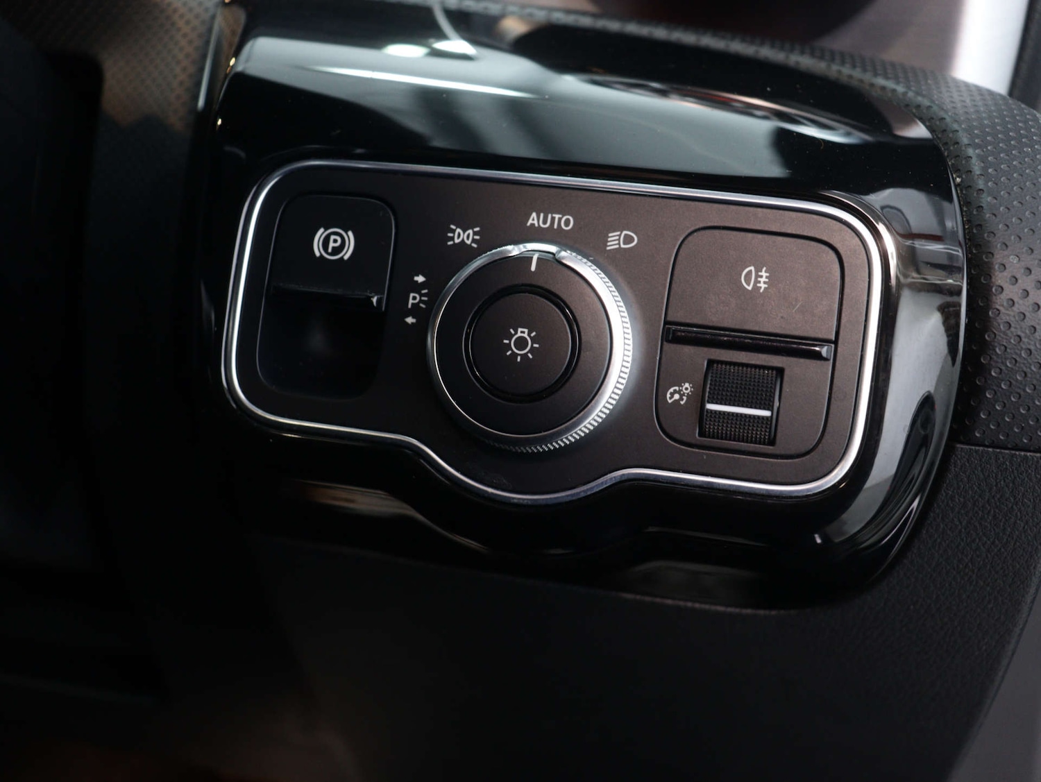 Used Mercedes-Benz CLA 2020 for sale - 75893651: Photo 38