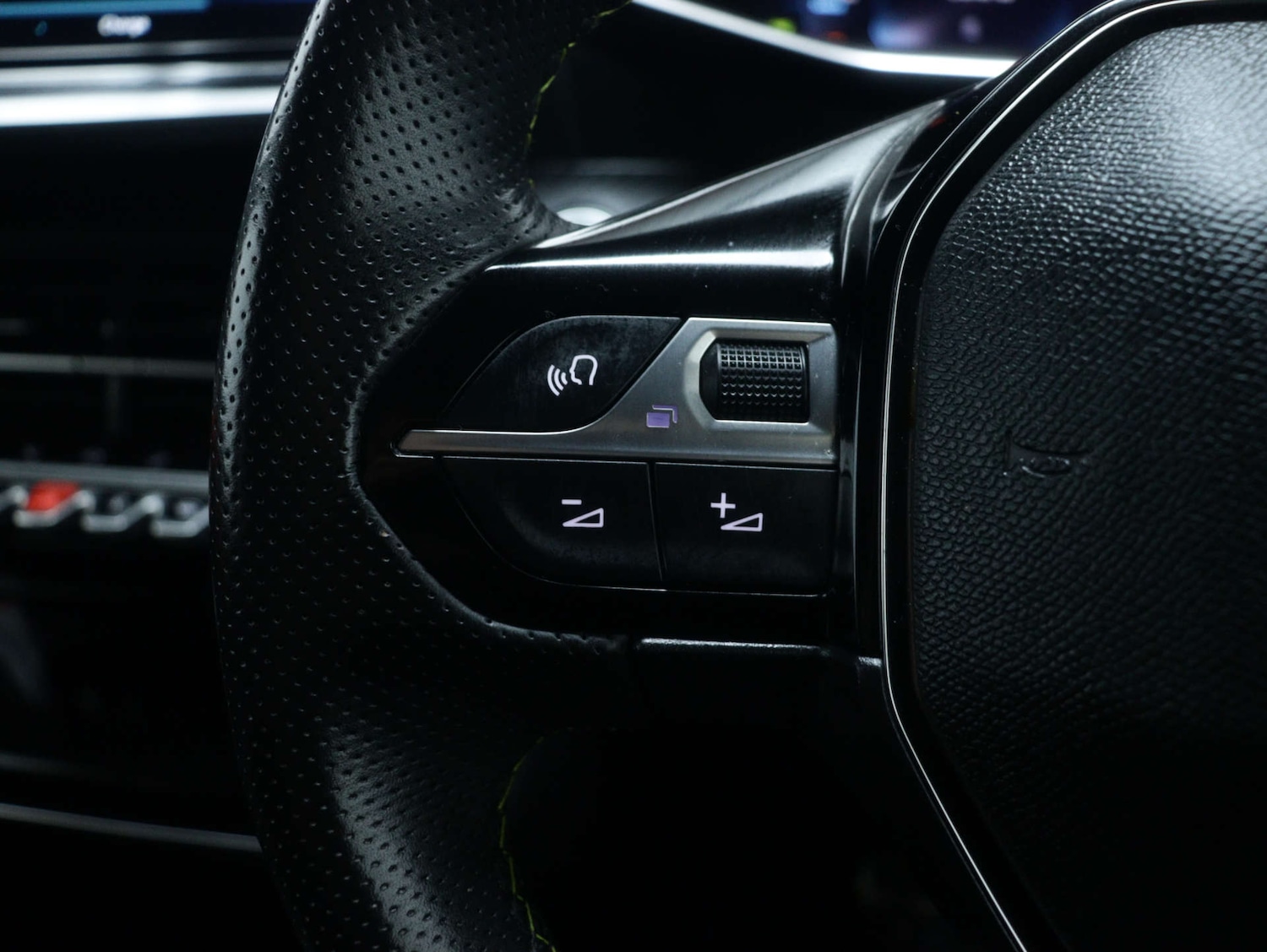 Used Peugeot 208 2022 for sale - 76363963: Photo 35