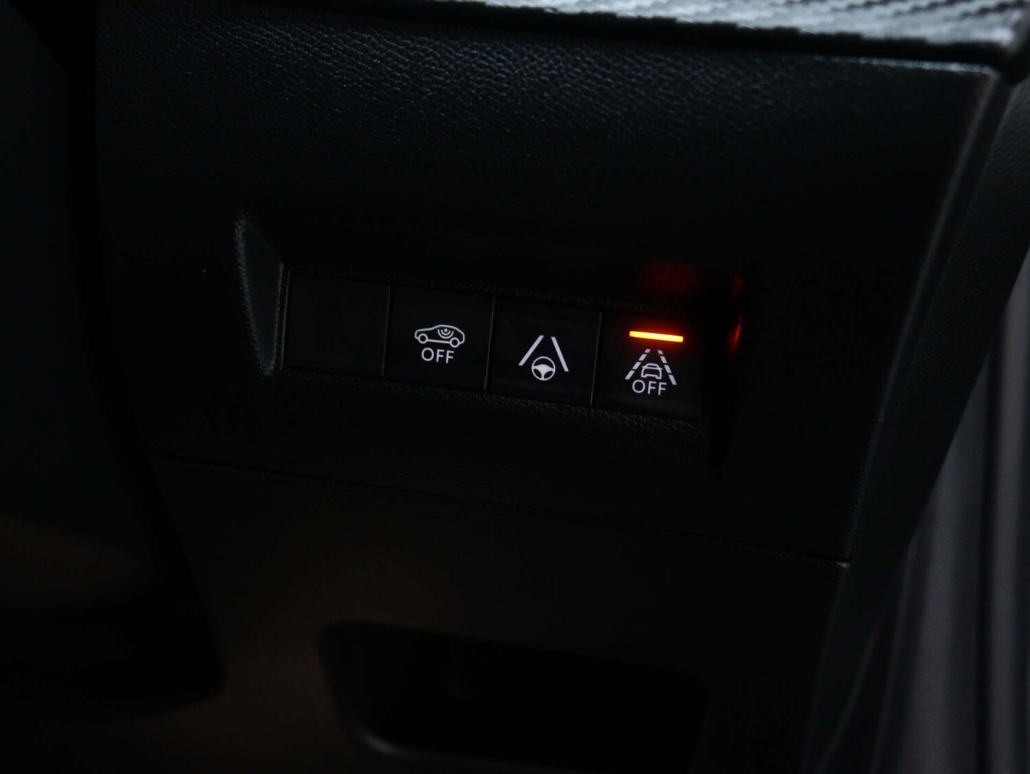 Used Peugeot 208 2022 for sale - 76363963: Photo 39