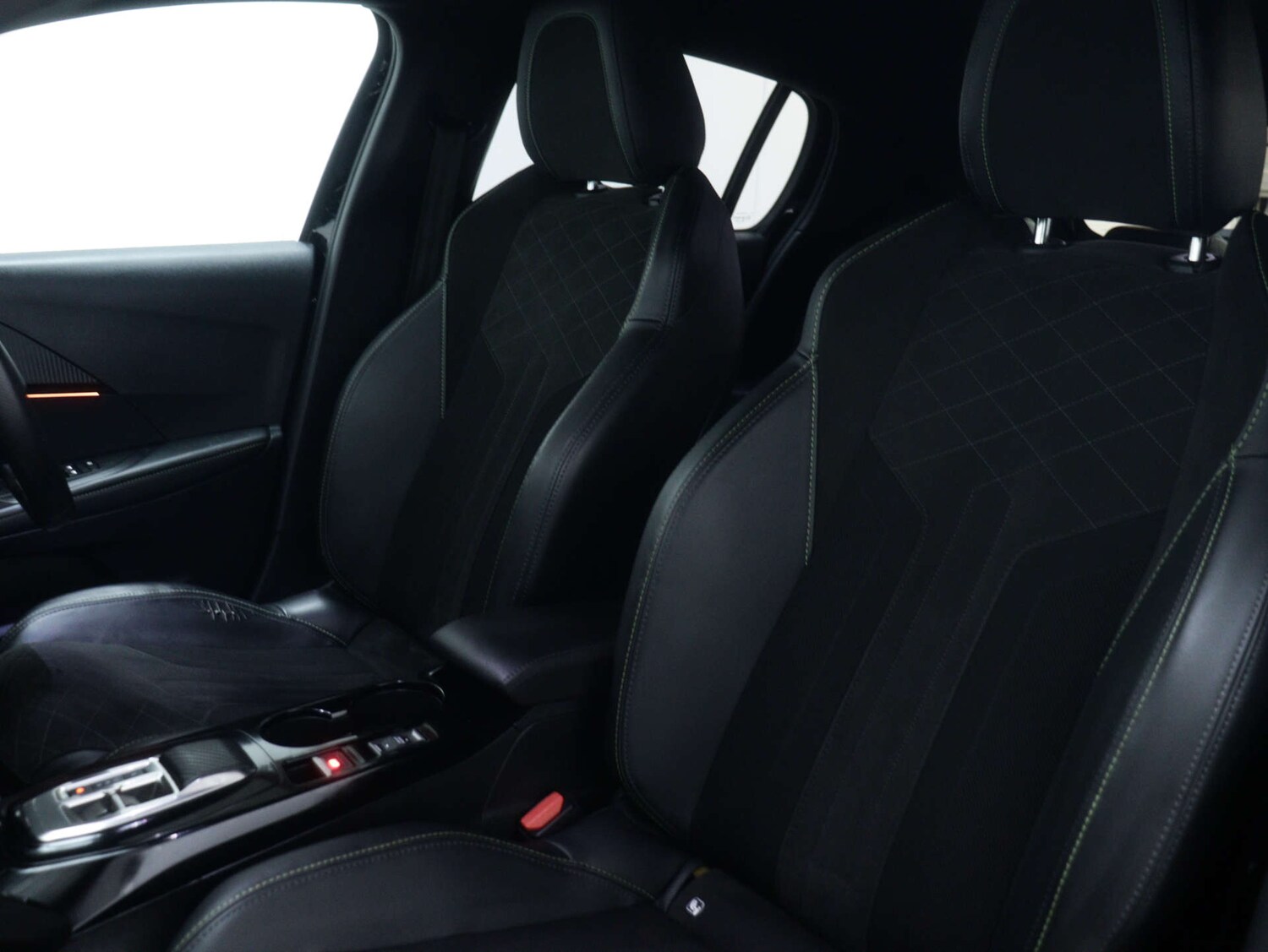 Used Peugeot 208 2022 for sale - 76363963: Photo 46