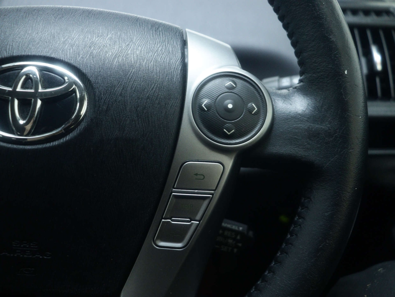 Used Toyota Prius+ 2019 for sale - 77180045: Photo 35