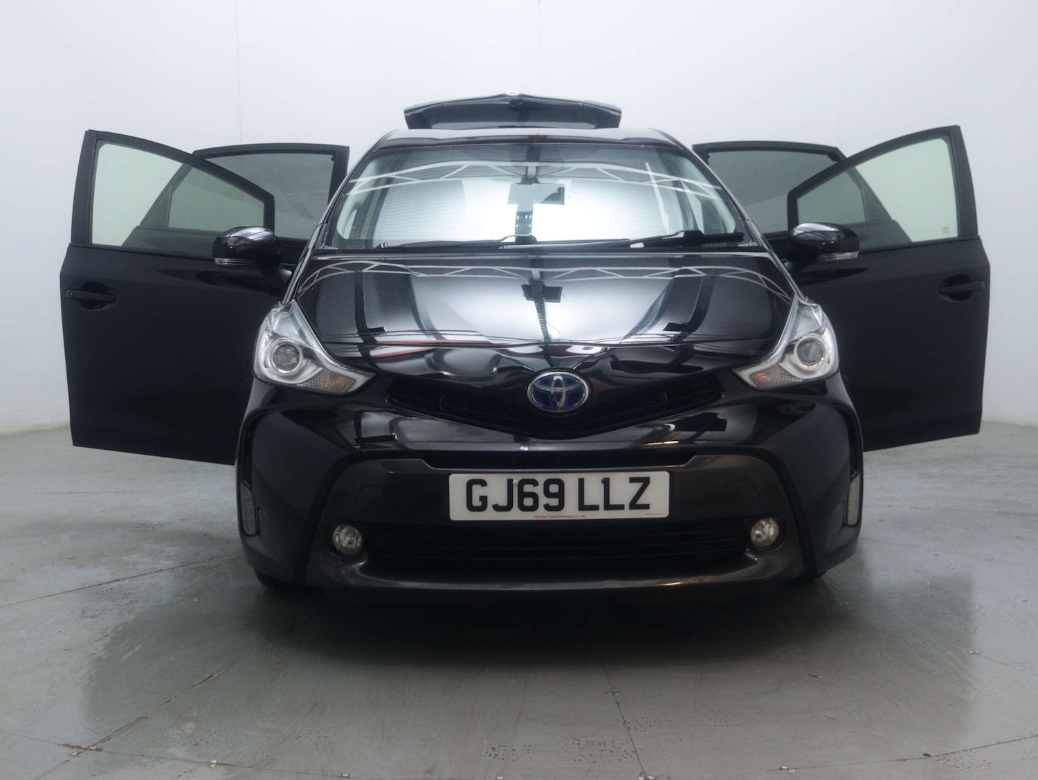 Used Toyota Prius+ 2019 for sale - 77180045: Photo 50