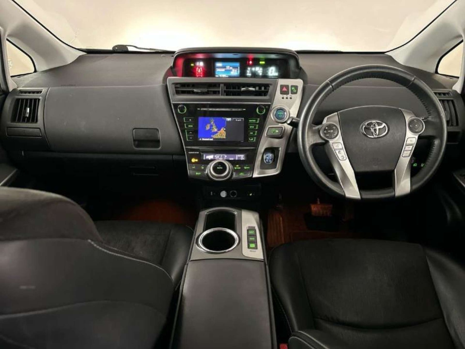 Used Toyota Prius+ 2019 for sale - 77180045: Photo 9