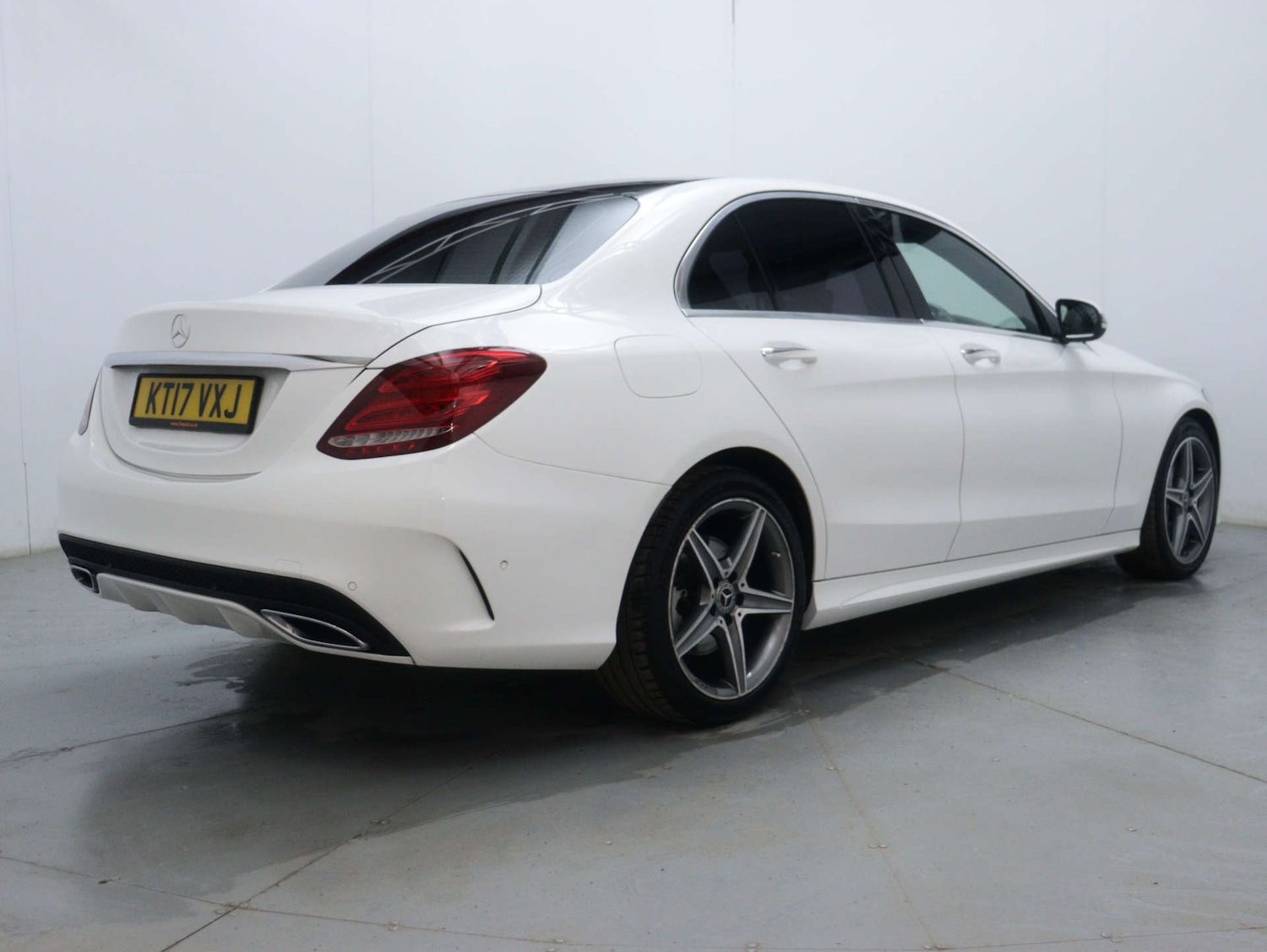Used Mercedes-Benz C Class 2017 for sale - 76693635: Photo 10