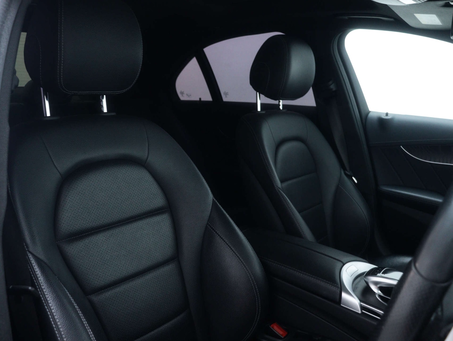 Used Mercedes-Benz C Class 2017 for sale - 76693635: Photo 42