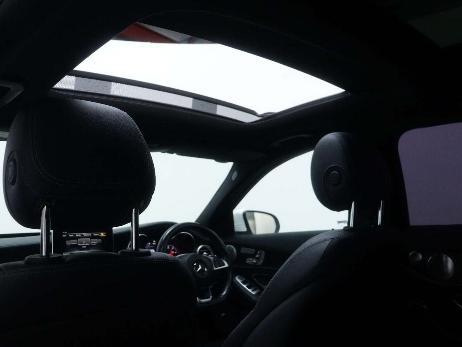 Used Mercedes-Benz C Class 2017 for sale - 76693635: Photo 49