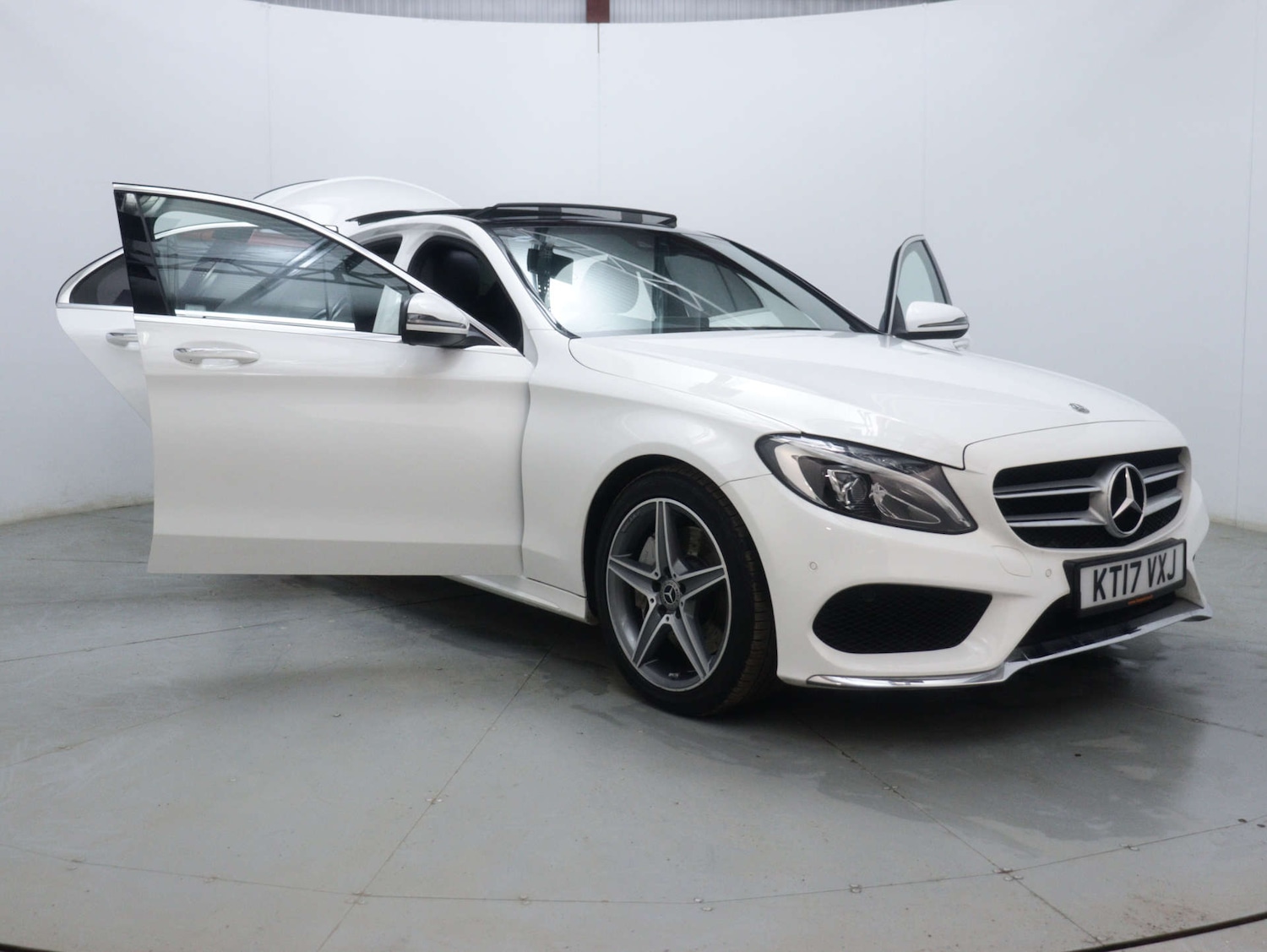 Used Mercedes-Benz C Class 2017 for sale - 76693635: Photo 53