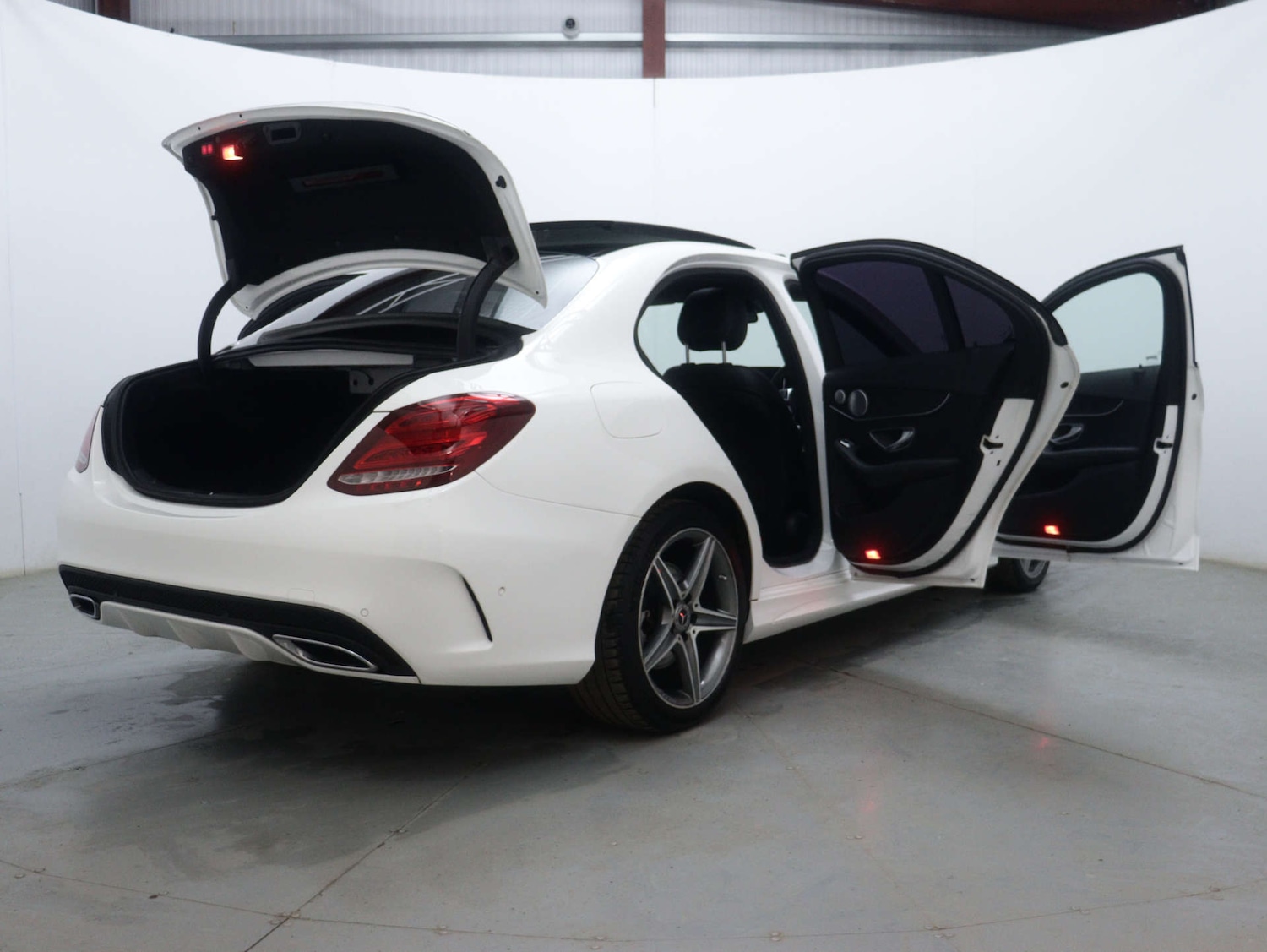 Used Mercedes-Benz C Class 2017 for sale - 76693635: Photo 57