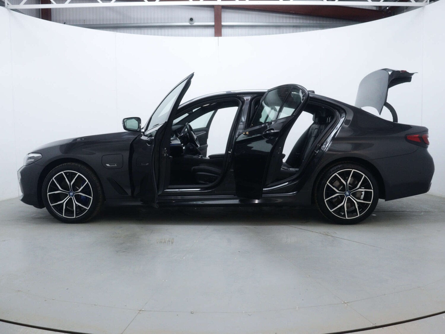 Used BMW 5 Series 2022 for sale - 76969185: Photo 61