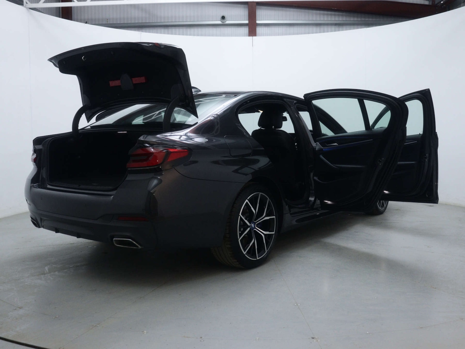 Used BMW 5 Series 2022 for sale - 76969185: Photo 63