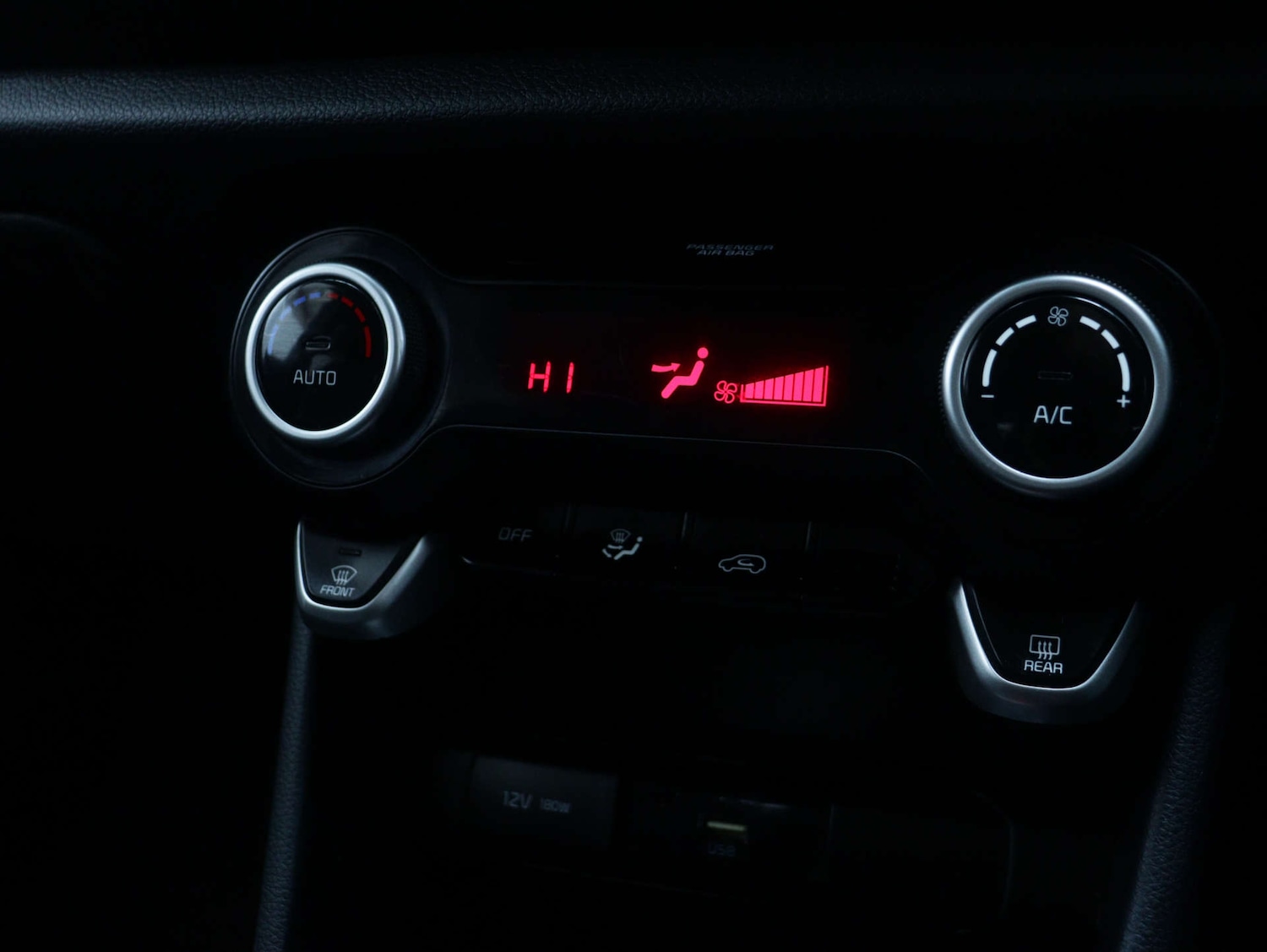 Used Kia Picanto 2023 for sale - 76027728: Photo 31