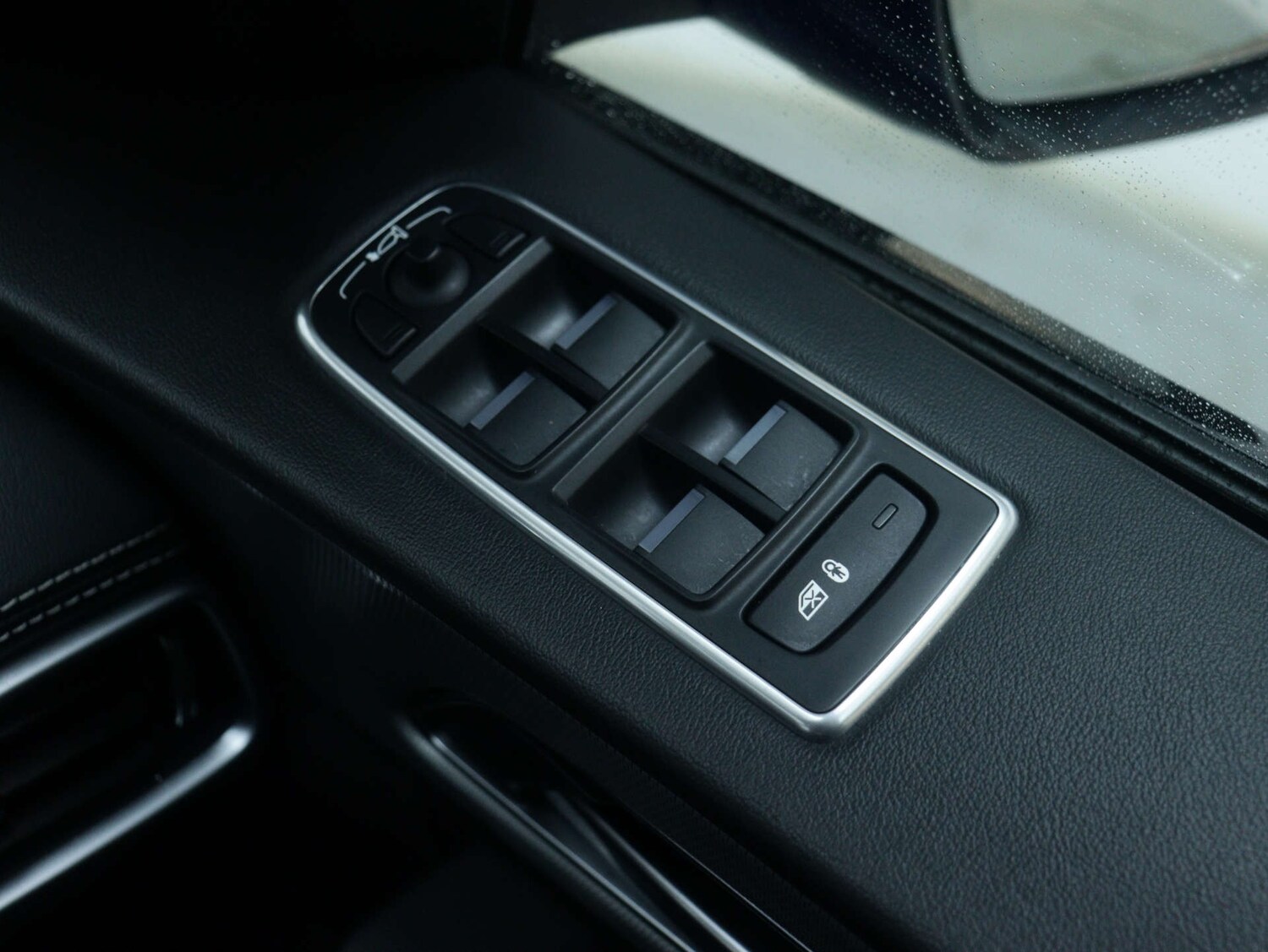 Used Jaguar F-Pace 2019 for sale - 76602039: Photo 39