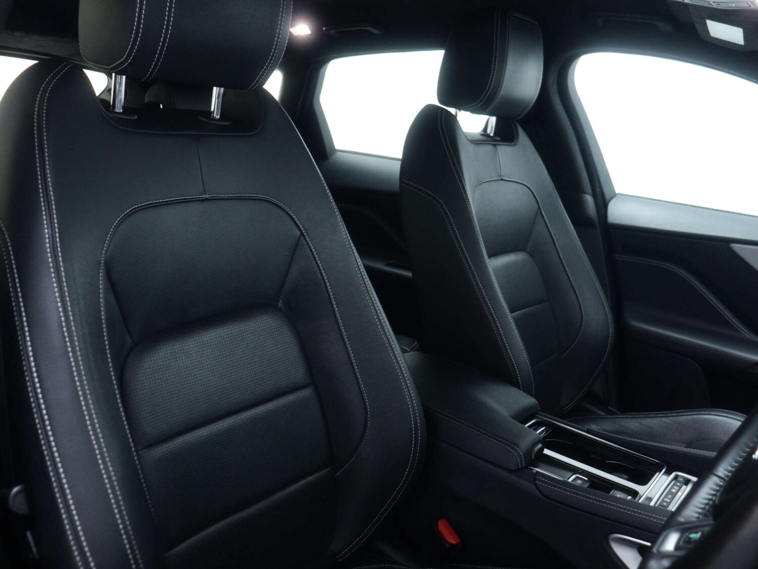 Used Jaguar F-Pace 2019 for sale - 76602039: Photo 42