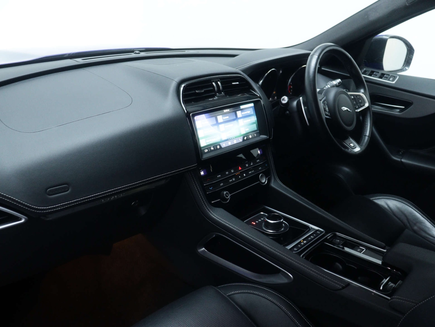 Used Jaguar F-Pace 2019 for sale - 76602039: Photo 44