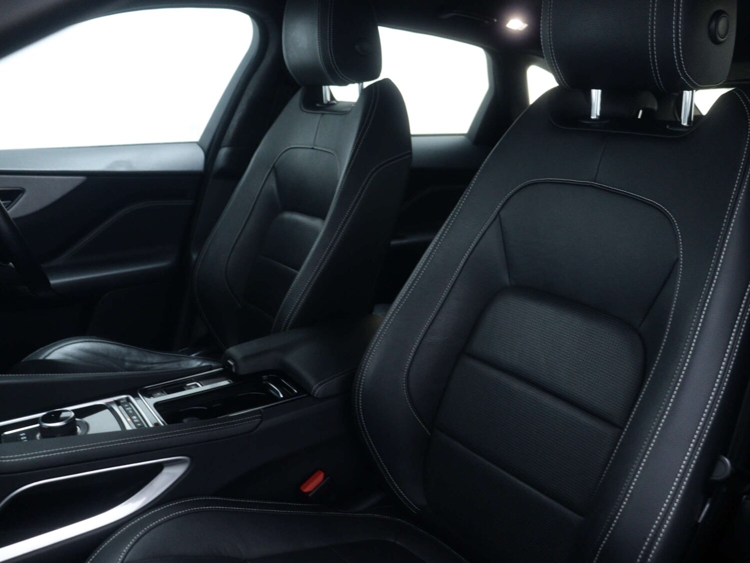 Used Jaguar F-Pace 2019 for sale - 76602039: Photo 46