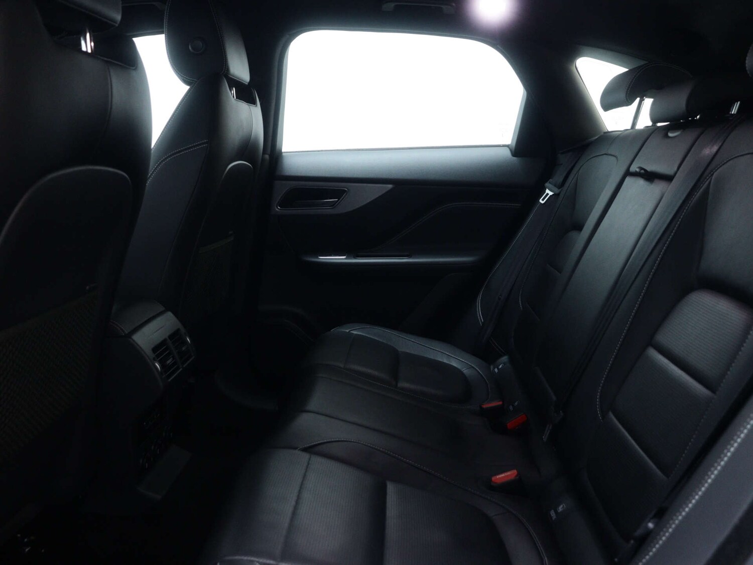 Used Jaguar F-Pace 2019 for sale - 76602039: Photo 48