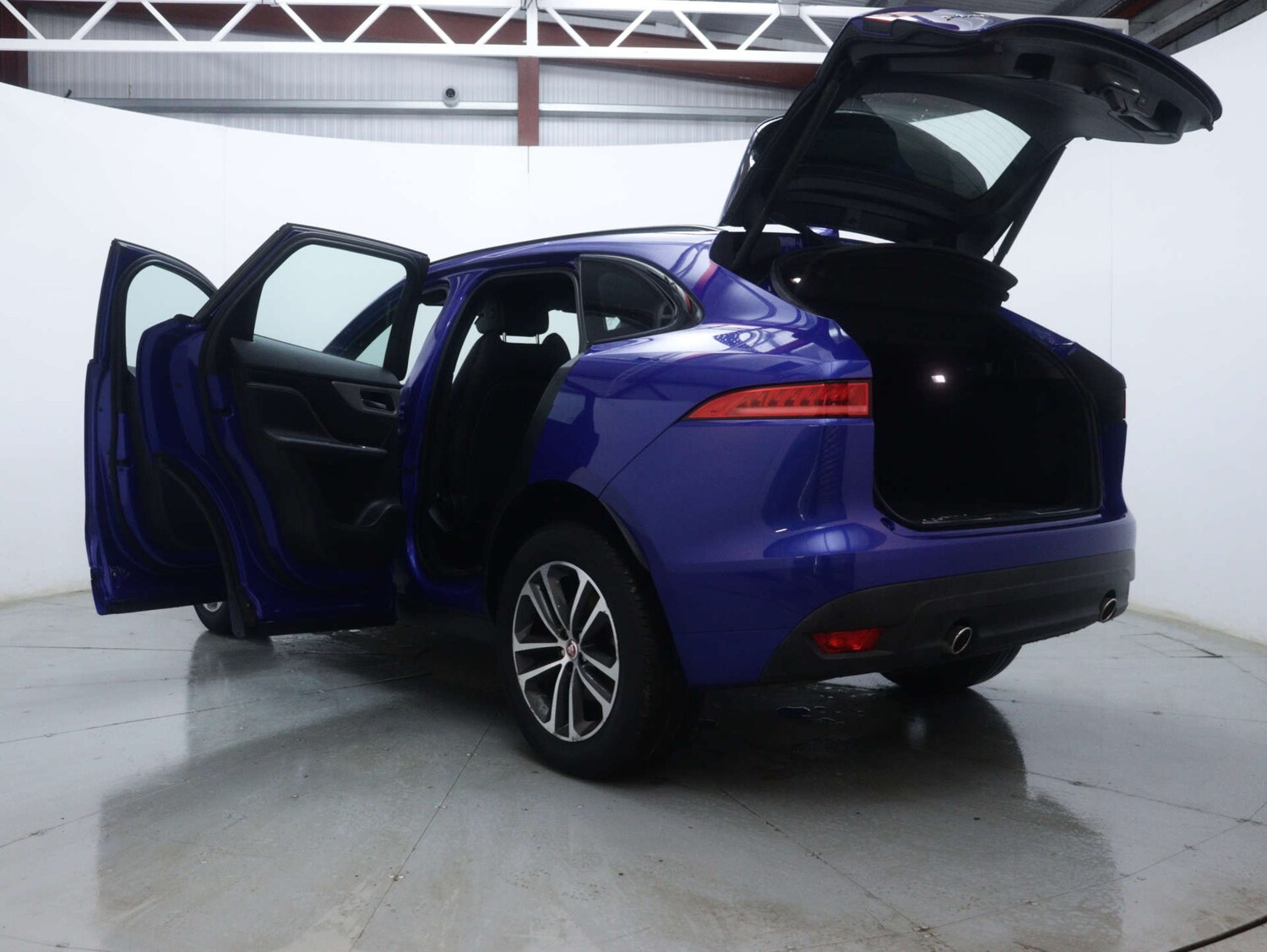 Used Jaguar F-Pace 2019 for sale - 76602039: Photo 55