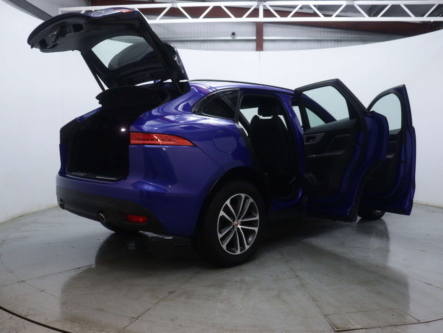 Used Jaguar F-Pace 2019 for sale - 76602039: Photo 56