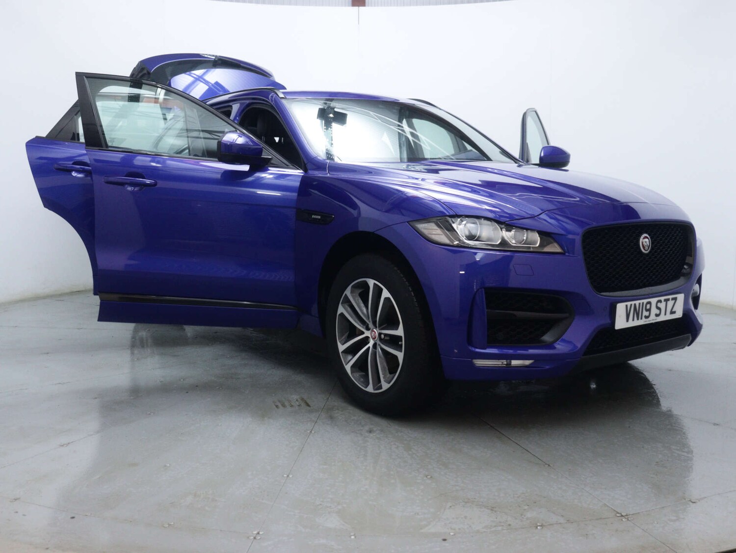 Used Jaguar F-Pace 2019 for sale - 76602039: Photo 58