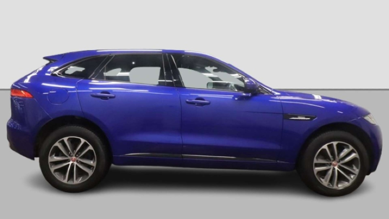 Used Jaguar F-Pace 2019 for sale - 76602039: Photo 8