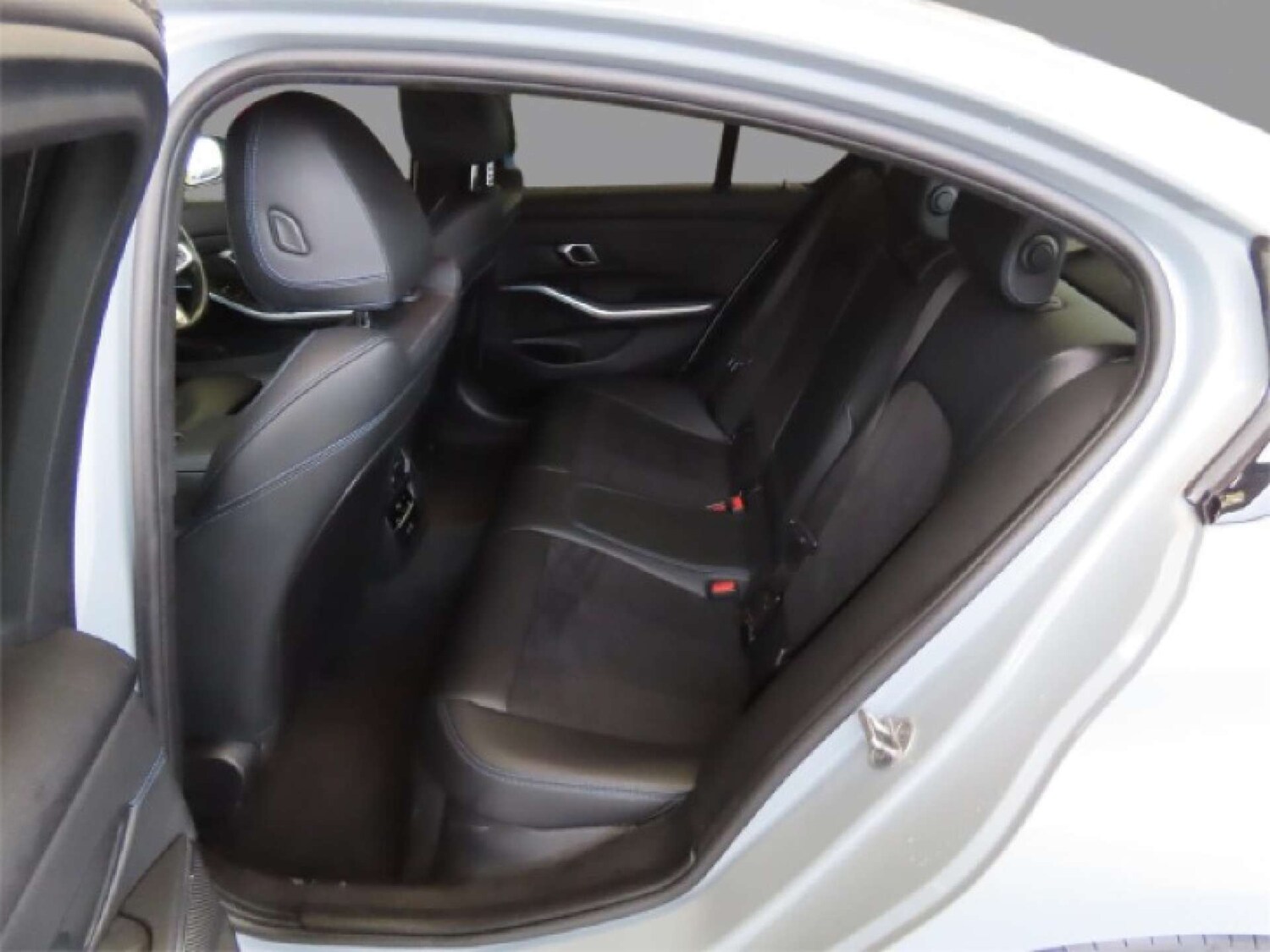 Used BMW 3 Series 2024 for sale - 77688319: Photo 10