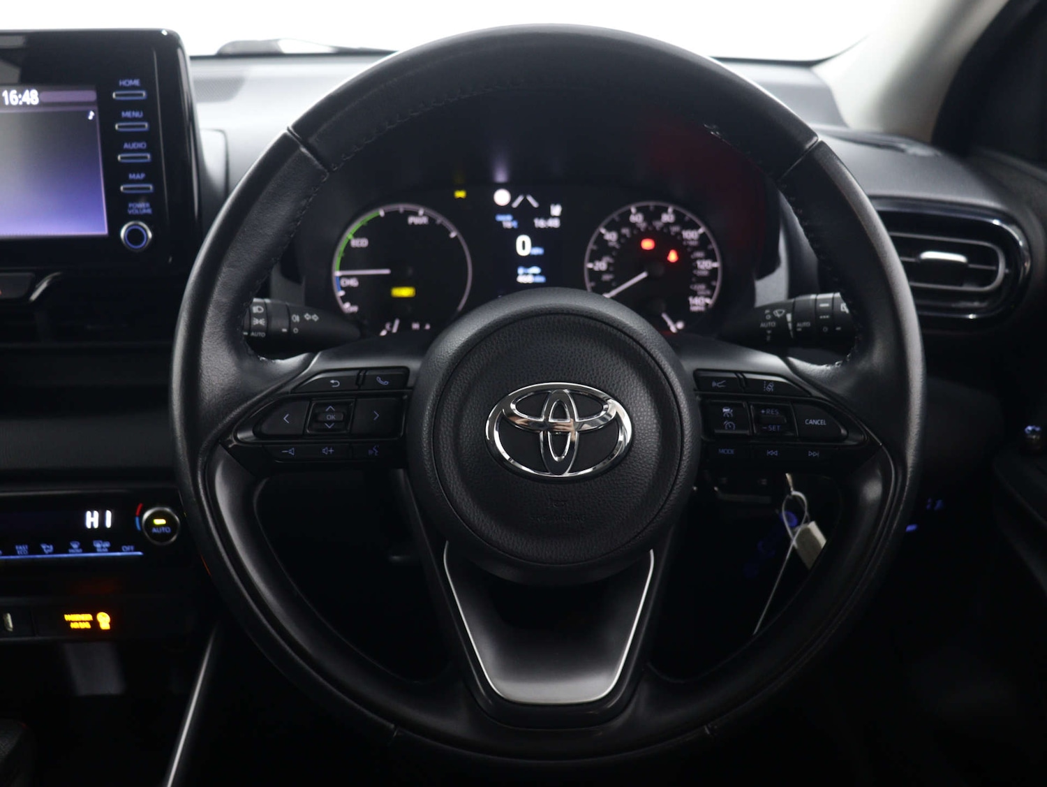 Used Toyota Yaris 2022 for sale - 75893726: Photo 16
