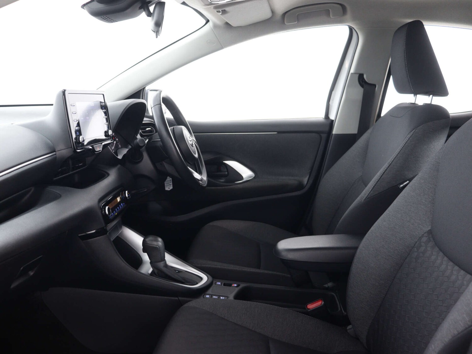 Used Toyota Yaris 2022 for sale - 75893726: Photo 40