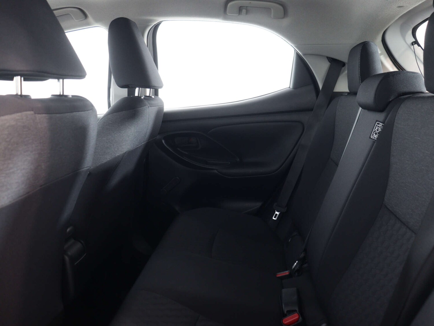 Used Toyota Yaris 2022 for sale - 75893726: Photo 43