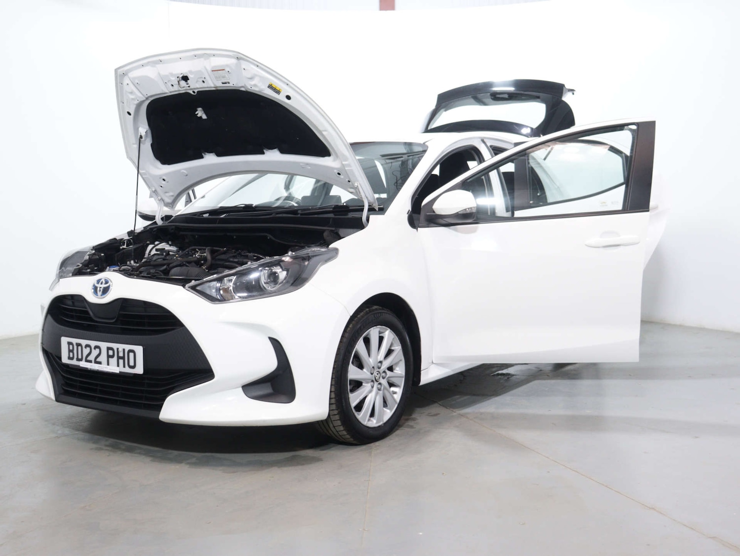 Used Toyota Yaris 2022 for sale - 75893726: Photo 49