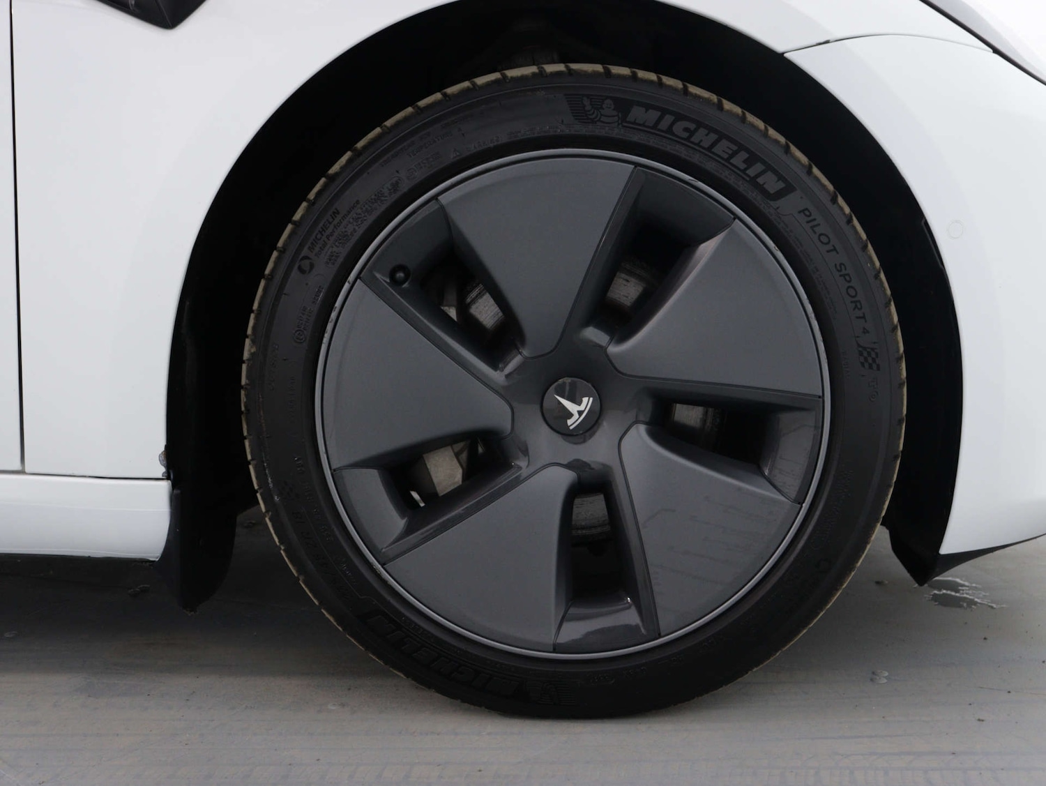 Used Tesla Model 3 2020 for sale - 76949881: Photo 14