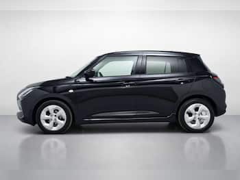 Used Suzuki Swift 2024 for sale - 79548232: Photo