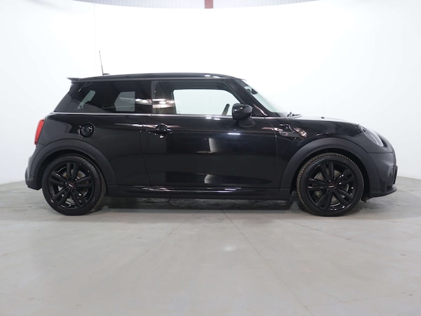Used MINI Hatch 2022 for sale - 75330574: Photo 11