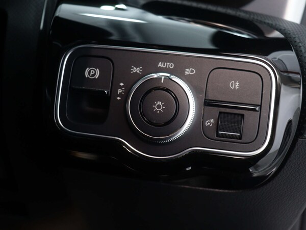 Used Mercedes-Benz CLA 2022 for sale - 76028801: Photo 38