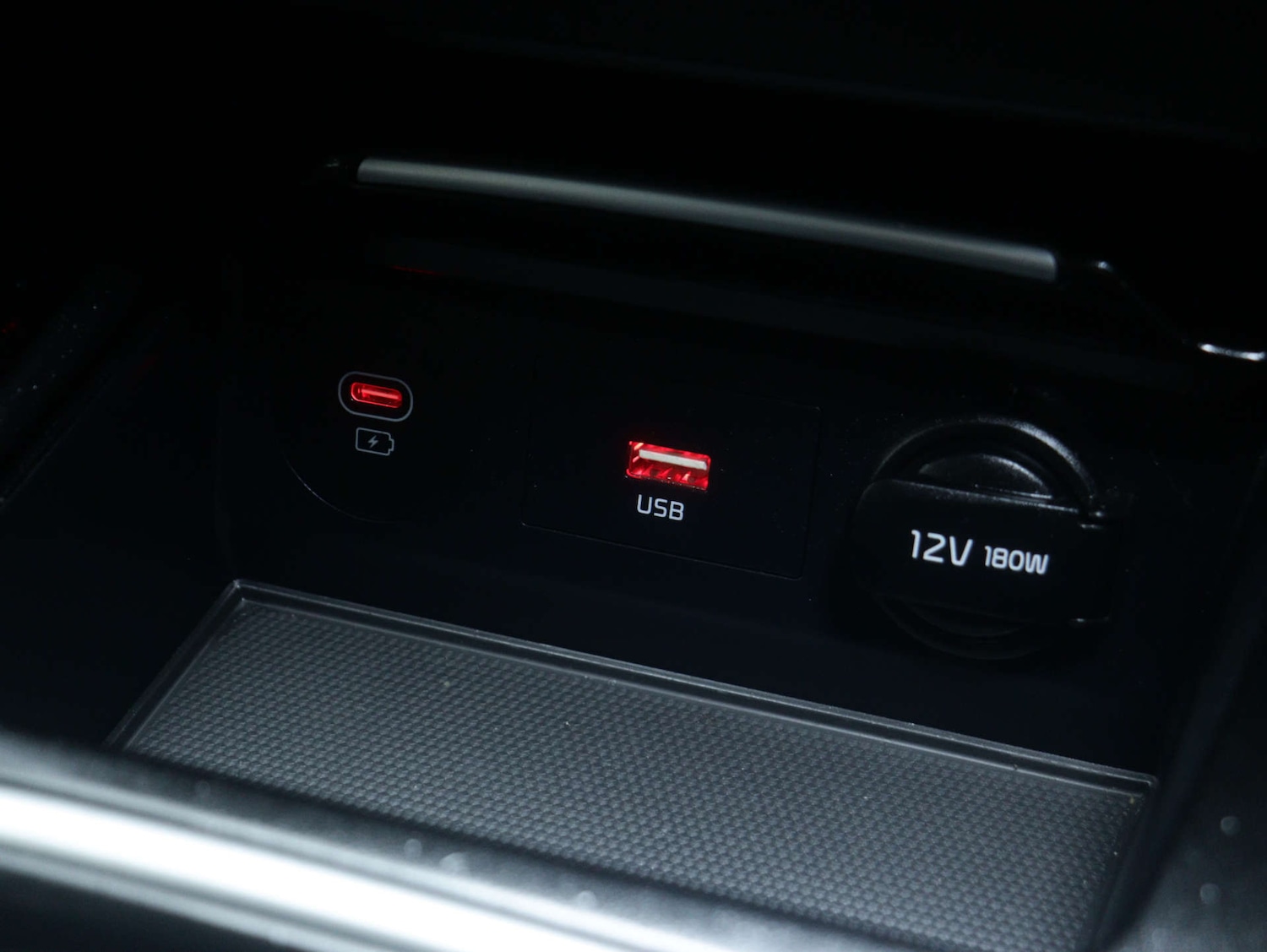 Used Kia XCeed 2023 for sale - 76735827: Photo 33