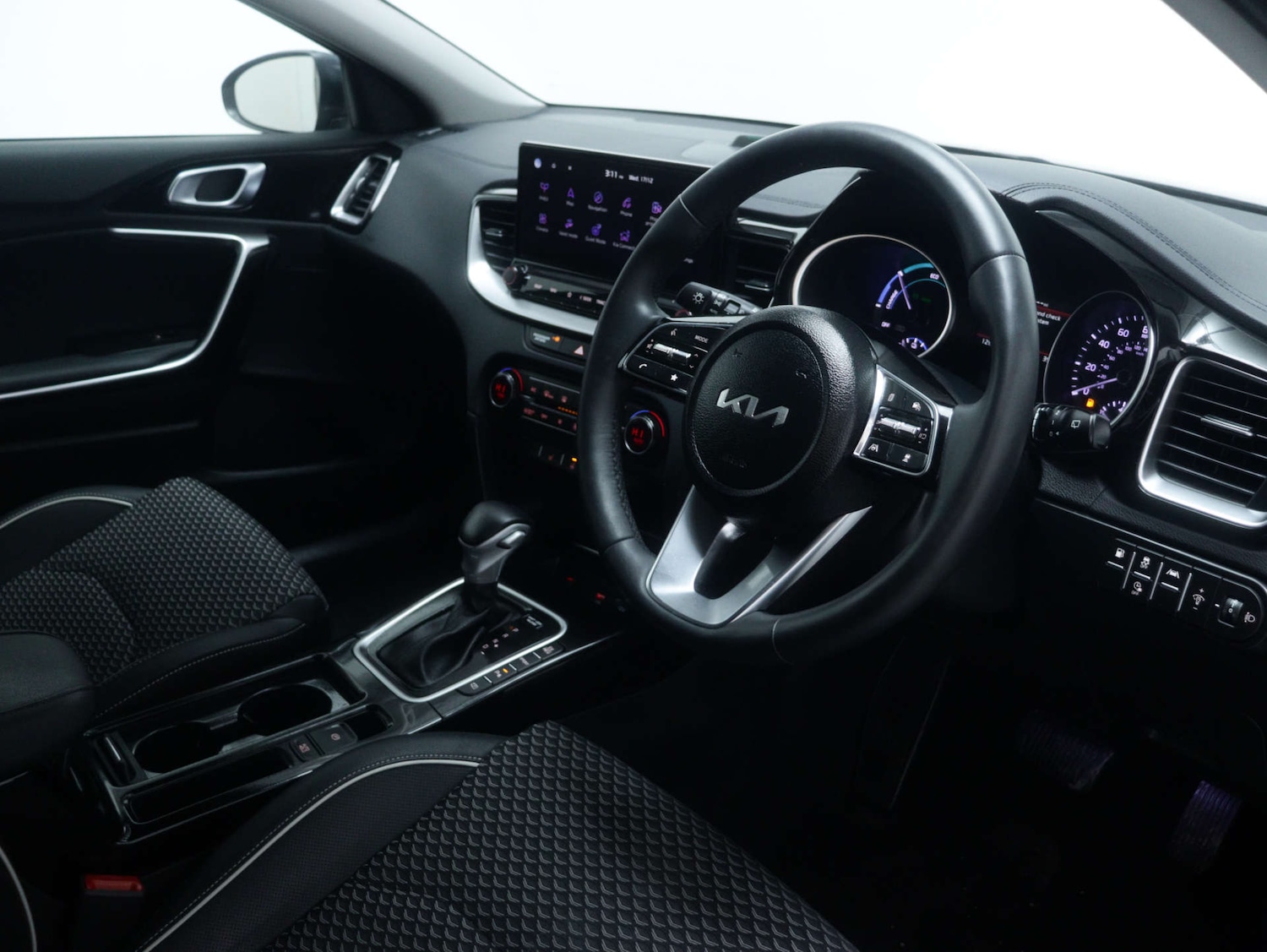 Used Kia XCeed 2023 for sale - 76735827: Photo 41