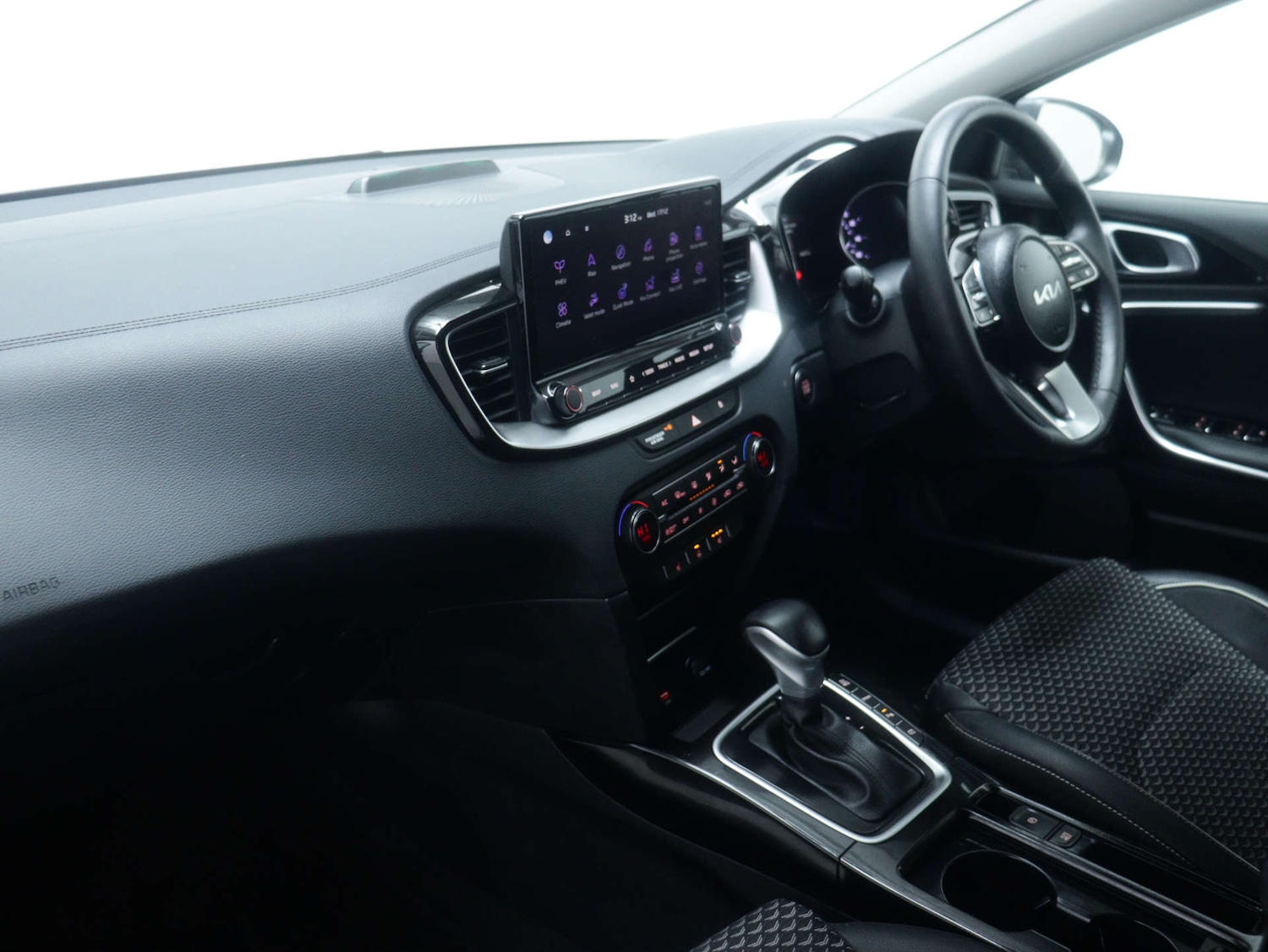 Used Kia XCeed 2023 for sale - 76735827: Photo 45