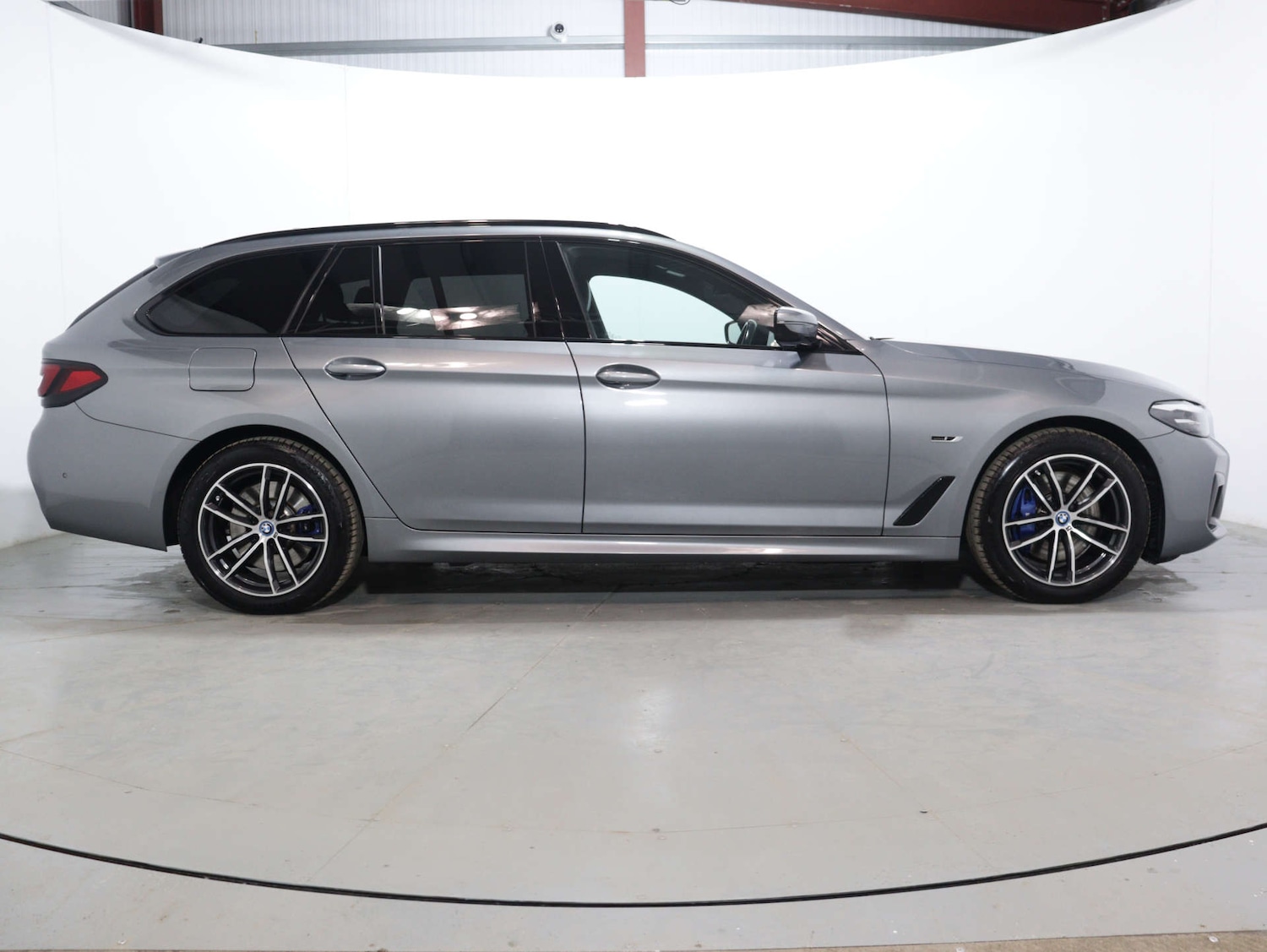 Used BMW 5 Series 2022 for sale - 75704244: Photo 11