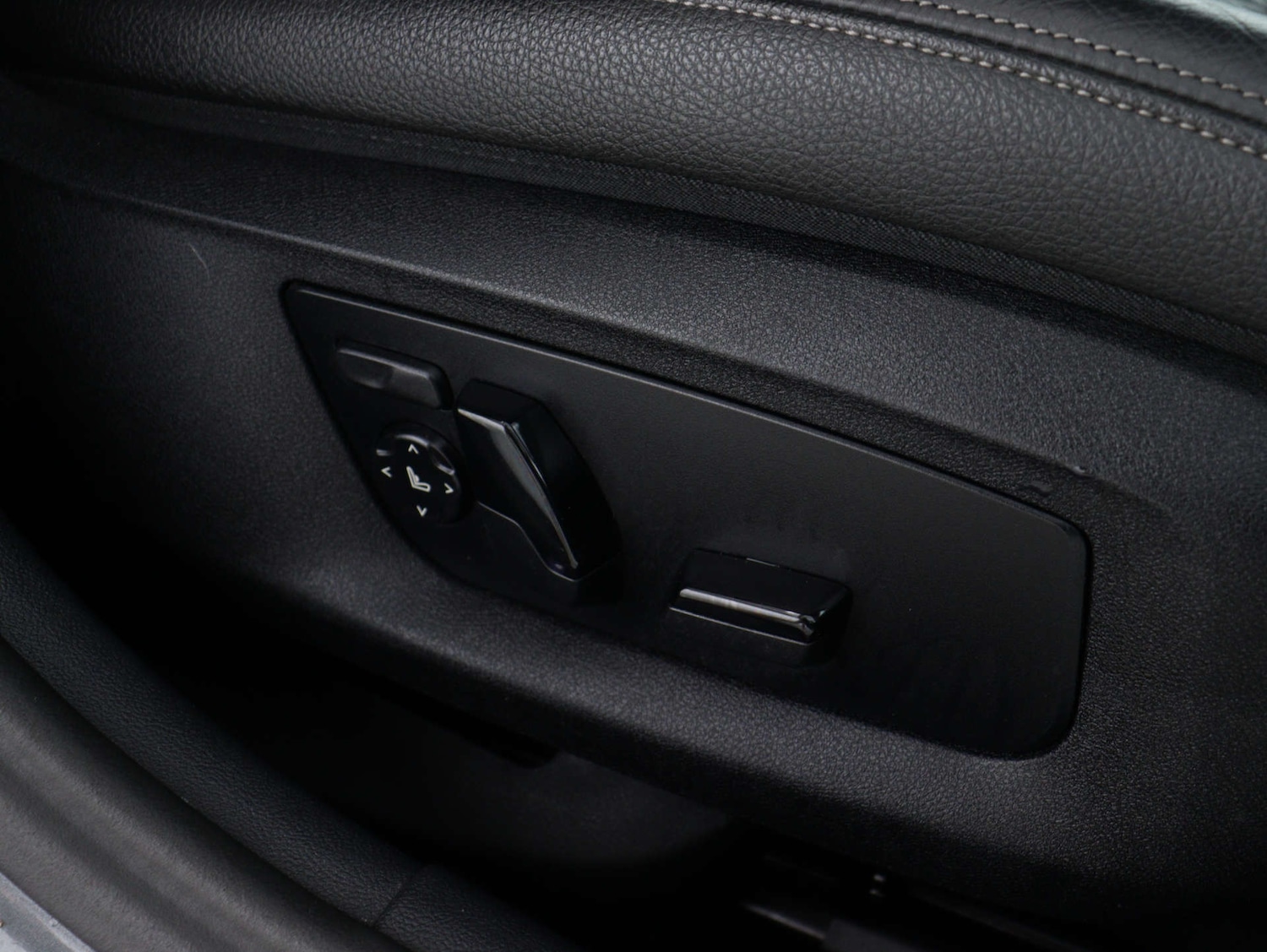 Used BMW 5 Series 2022 for sale - 75704244: Photo 44