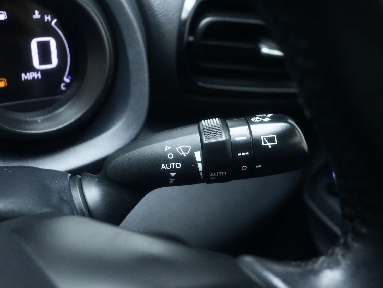 Used Toyota Yaris 2023 for sale - 77431851: Photo 36