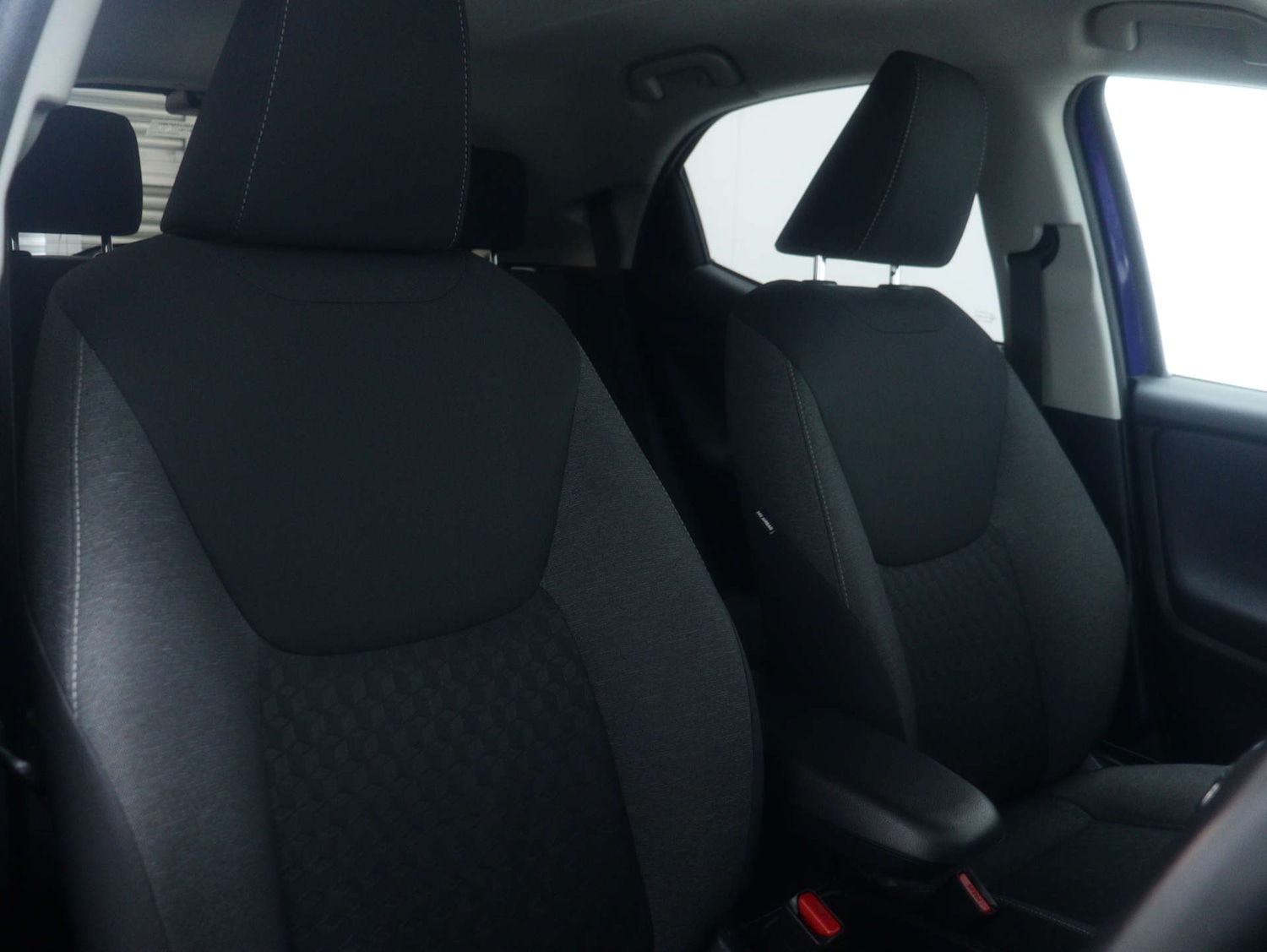 Used Toyota Yaris 2023 for sale - 77431851: Photo 42