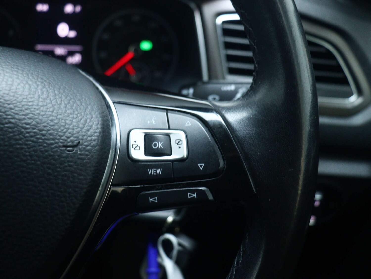 Used Volkswagen T-Roc 2019 for sale - 78122073: Photo 36