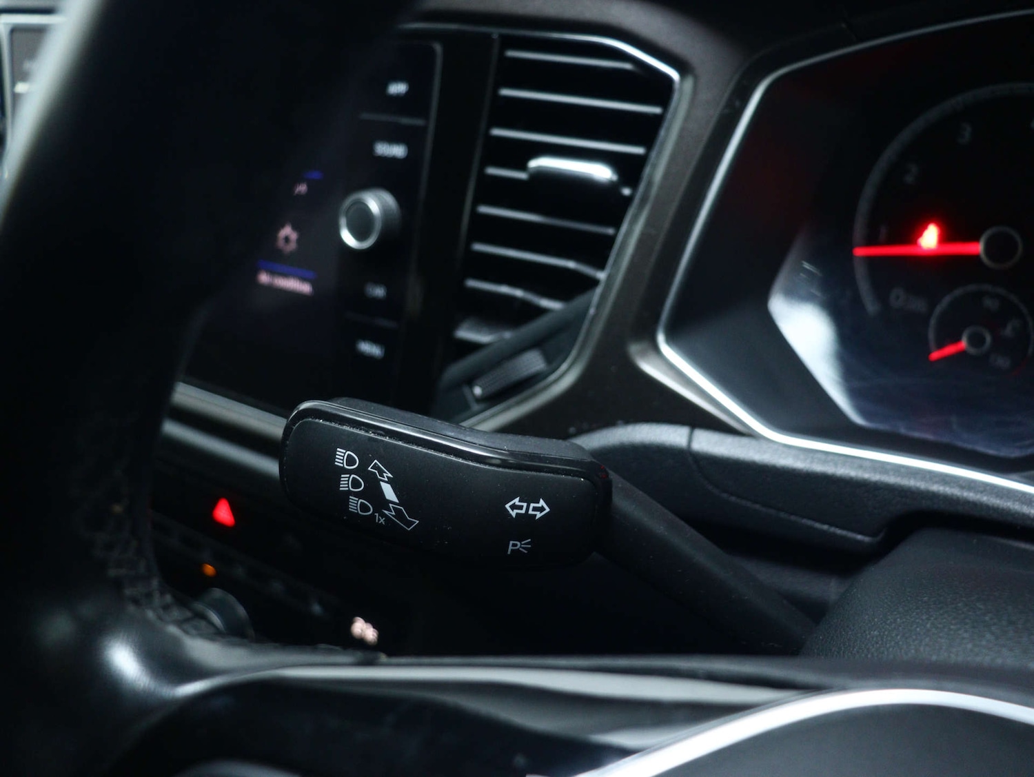 Used Volkswagen T-Roc 2019 for sale - 78122073: Photo 37