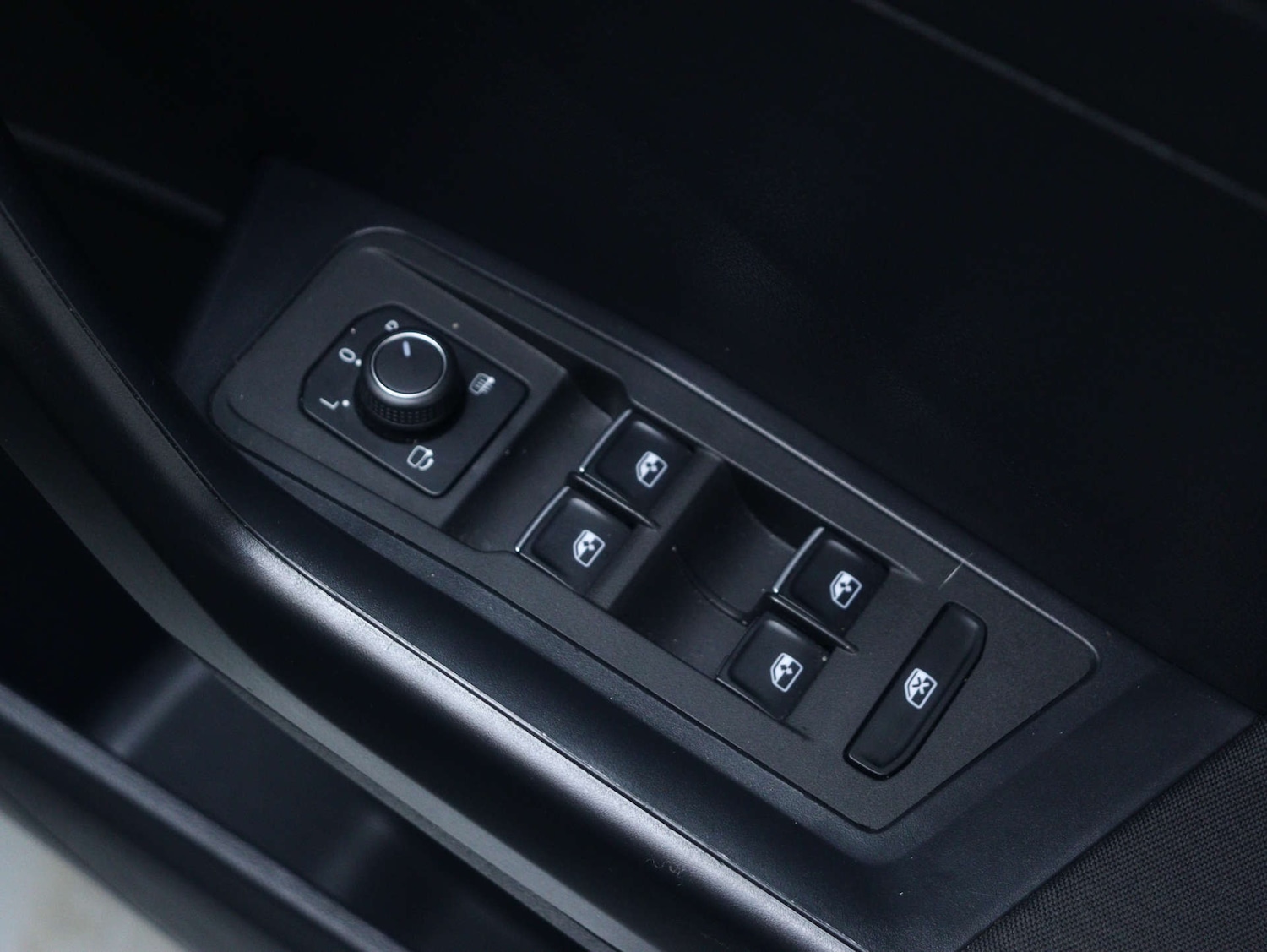 Used Volkswagen T-Roc 2019 for sale - 78122073: Photo 40