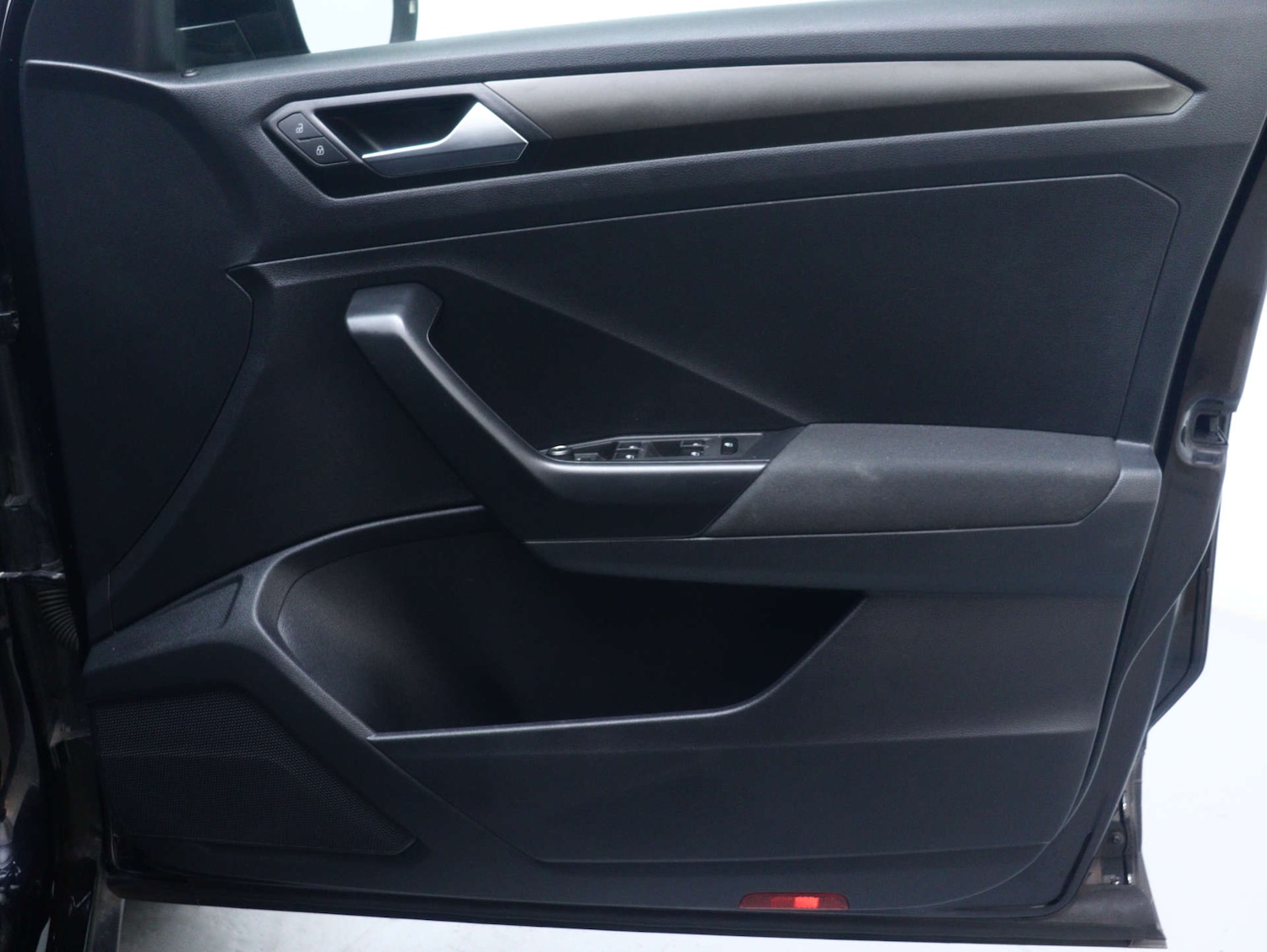 Used Volkswagen T-Roc 2019 for sale - 78122073: Photo 43