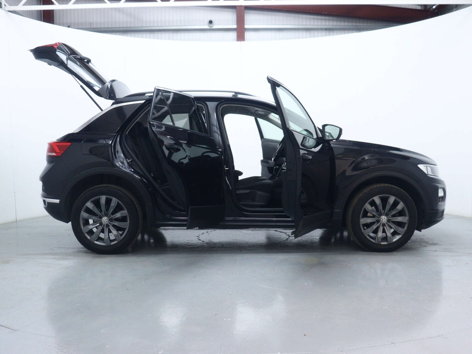 Used Volkswagen T-Roc 2019 for sale - 78122073: Photo 59