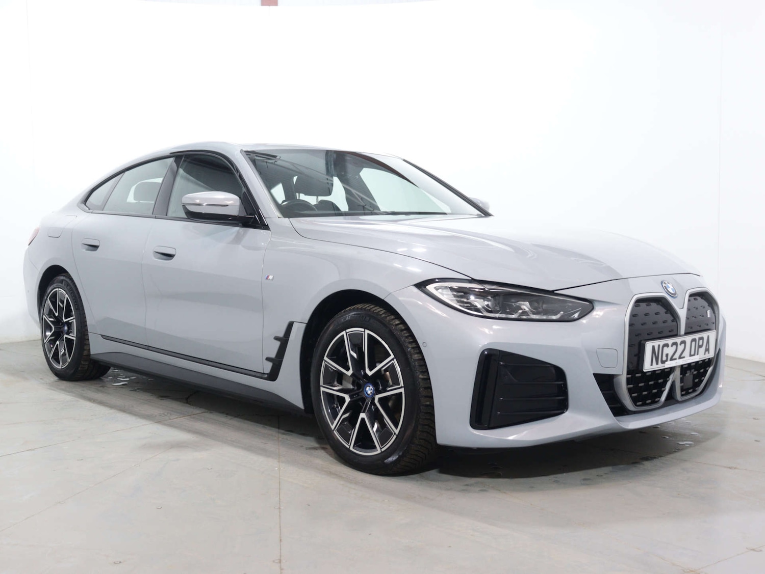 Used BMW i4 2022 for sale - 76065846: Photo 1