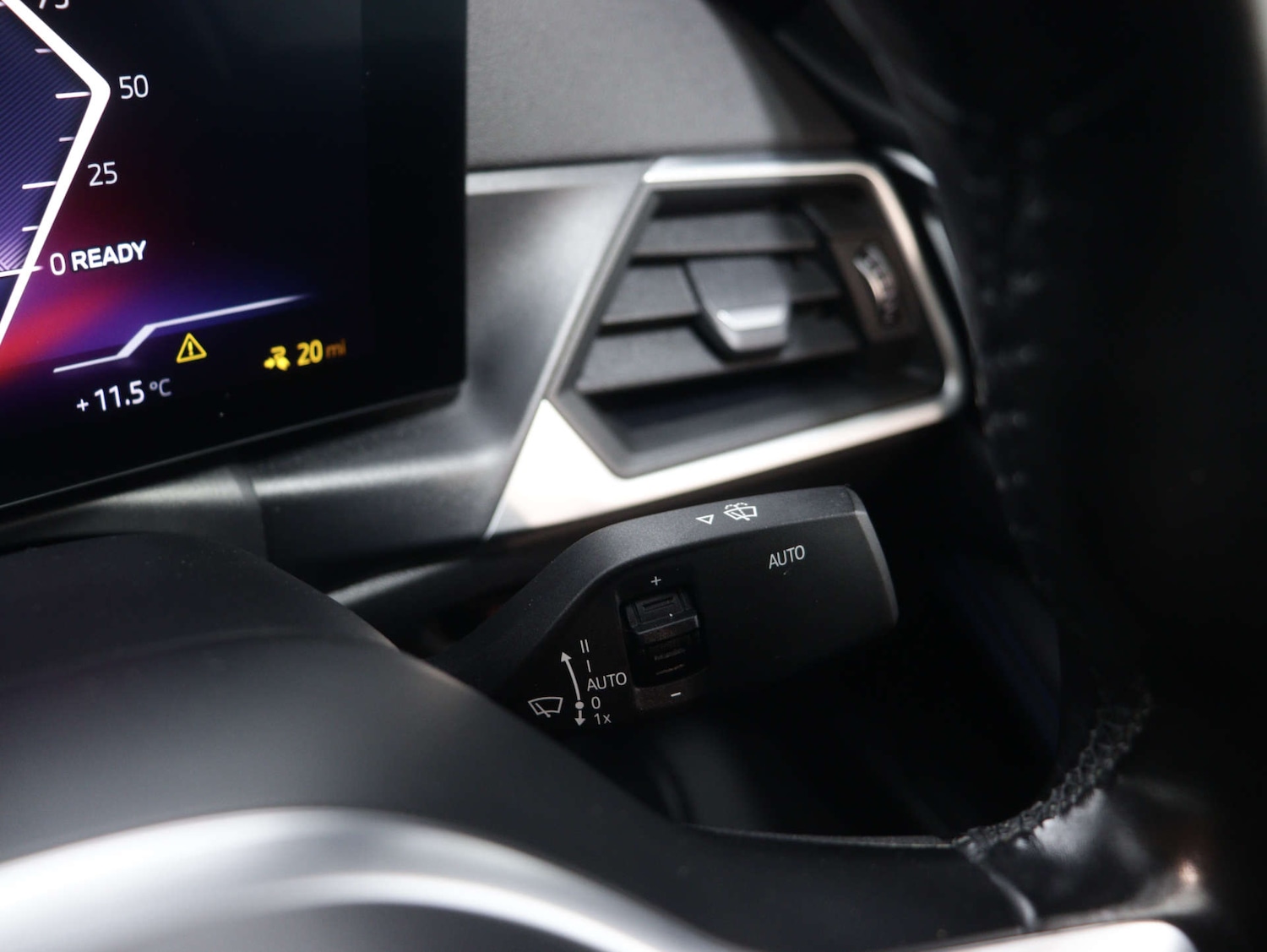 Used BMW i4 2022 for sale - 76065846: Photo 42