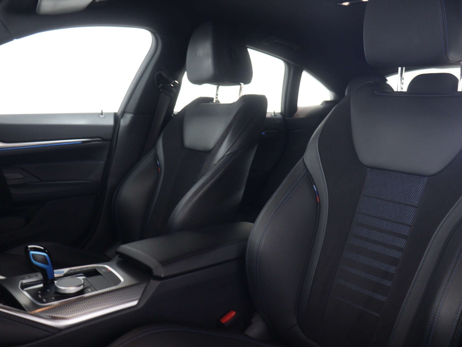 Used BMW i4 2022 for sale - 76065846: Photo 52