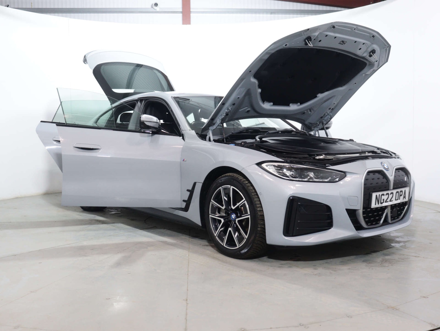 Used BMW i4 2022 for sale - 76065846: Photo 59