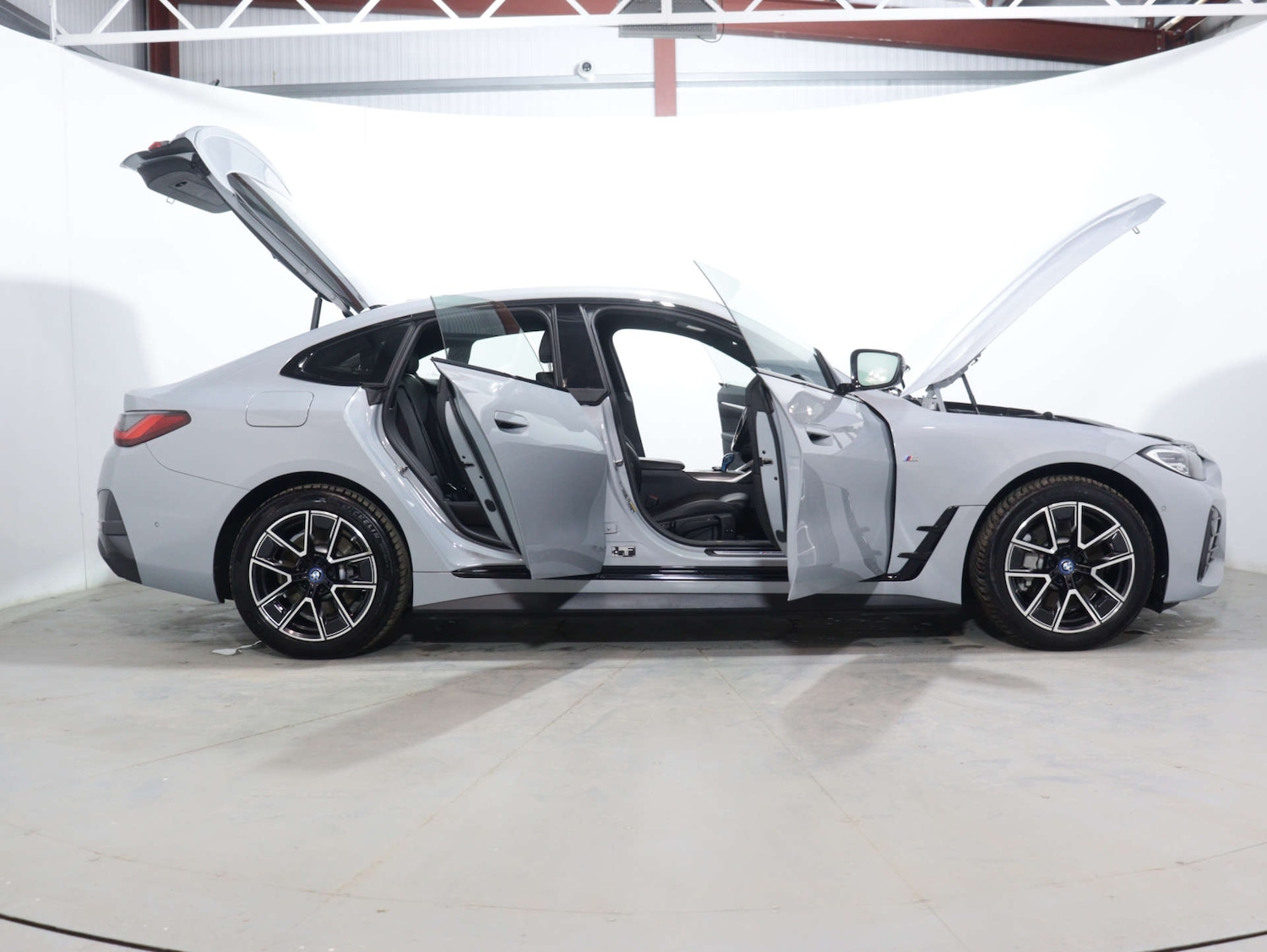 Used BMW i4 2022 for sale - 76065846: Photo 66